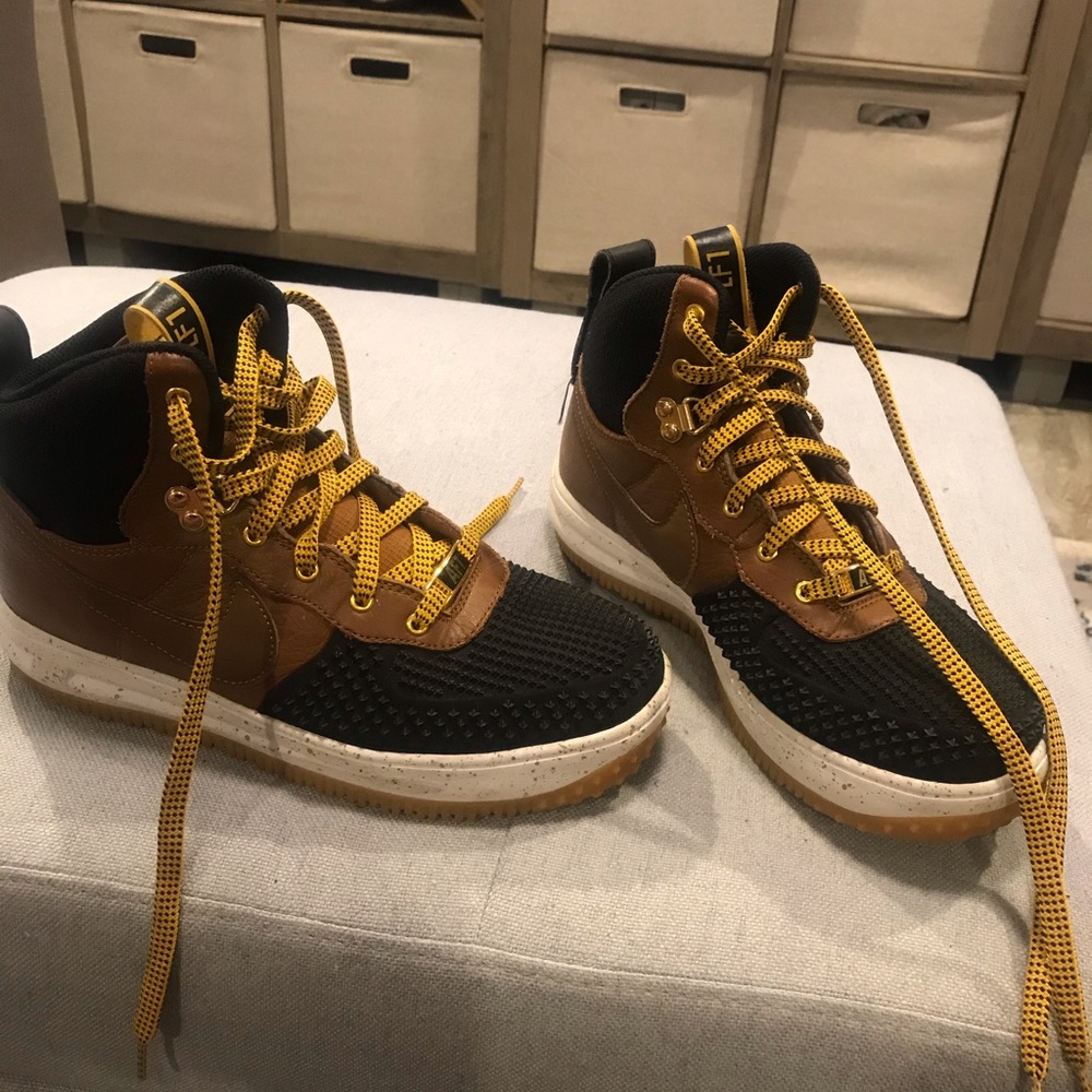 Nike Lunar Force DuckBoot 6Y